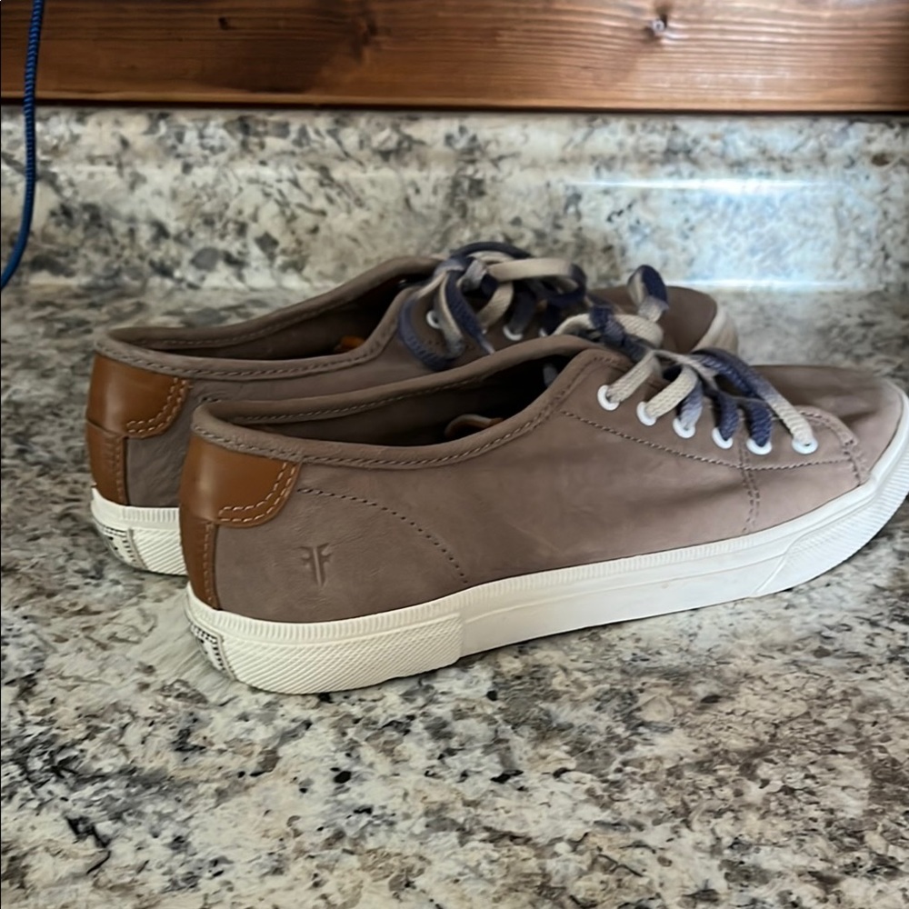 Women’s Frye Classic Sneakers size 8.5